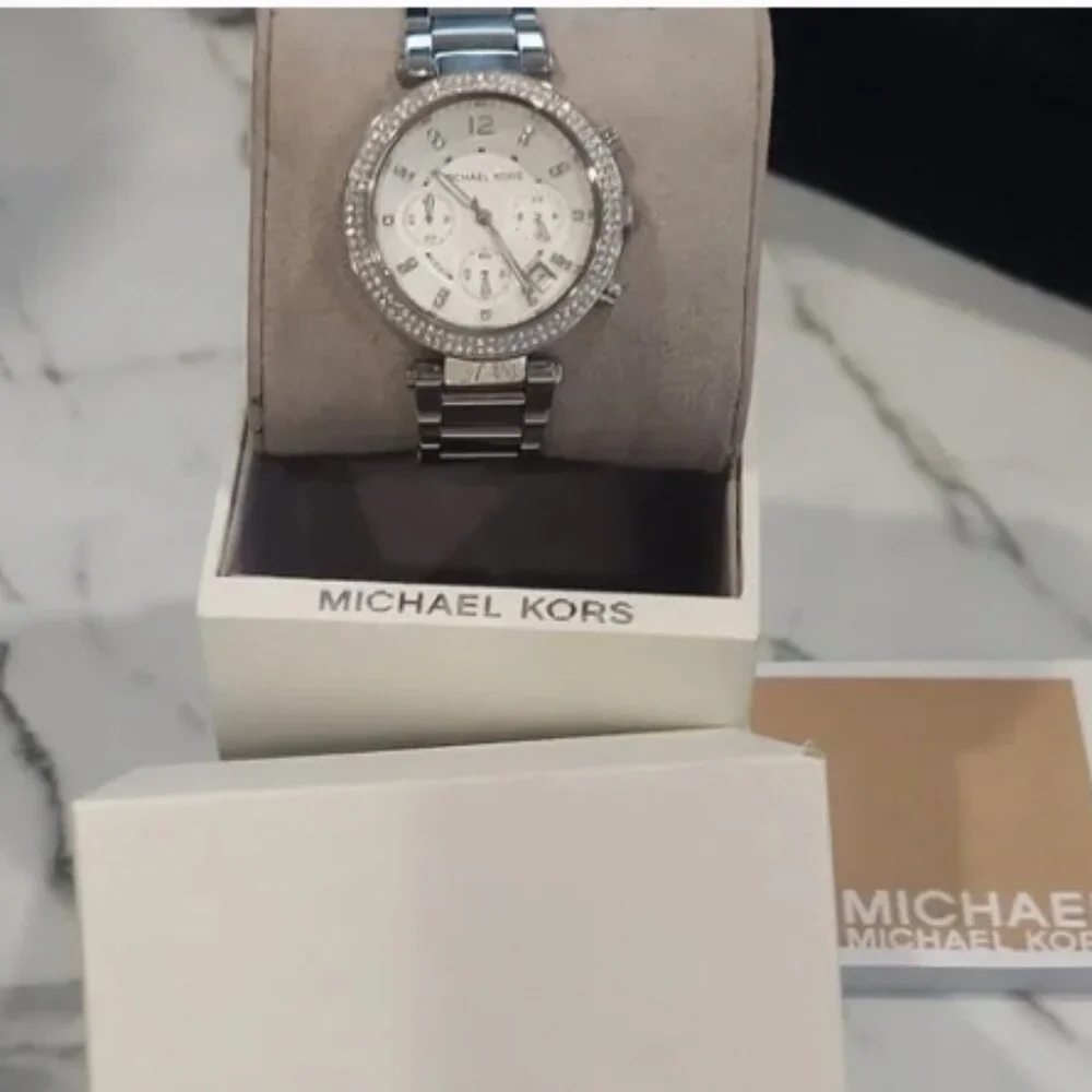 NWT MICHAEL KORS WATCH
